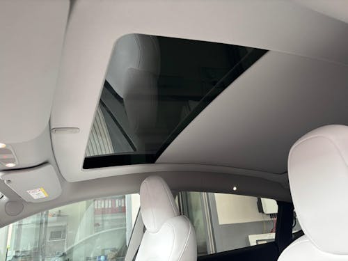 2020- 2025 Model Y Electric Retractable Roof Sunshade Sun Protection Shade for 2025+ Model Y Juniper