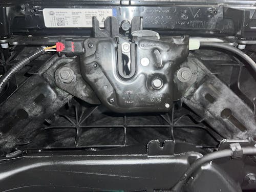 Model 3 & Y & S & X Frunk Electric Suction Soft Closing Lock for Model 3 Highland/ Y Juniper