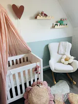 Bubble Bookshelf - 1 Tier Scalloped Shelf - Natural Timber