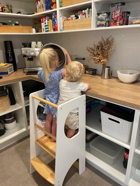 Toddler Tower Montessori Style Kitchen Helper (White Compact)