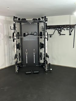 מתקן אימונים רב תכליתי עם סמית משין - מולטי טריינר קומבו