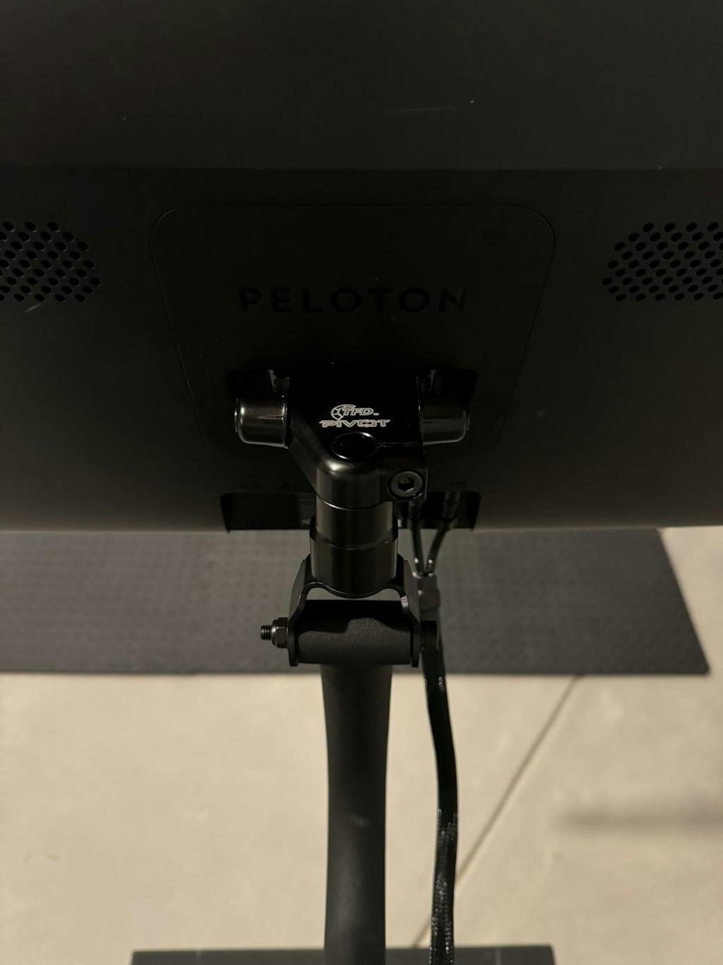 Optimize Your Pivot Peloton Workouts With Our Screen Adjuster