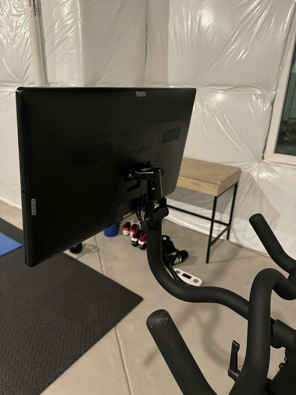 Optimize Your Pivot Peloton Workouts With Our Screen Adjuster