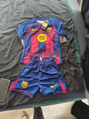 Dziecięcy Zestaw Domowy Barcelona (Koszulka+Spodenki) 2025/26