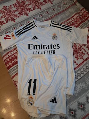 FLASH SALE Dziecięcy Zestaw Real Madryt Domowy [PREMIUM]