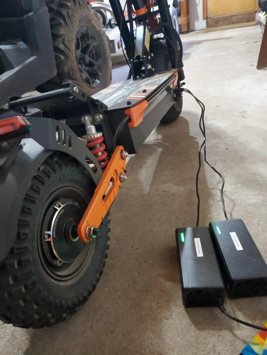 TopRiding ZSNAKE Z39 - Hyper Adult Electric Scooter, 13" Tires, Hydraulic Suspension, Popular in US & Canada