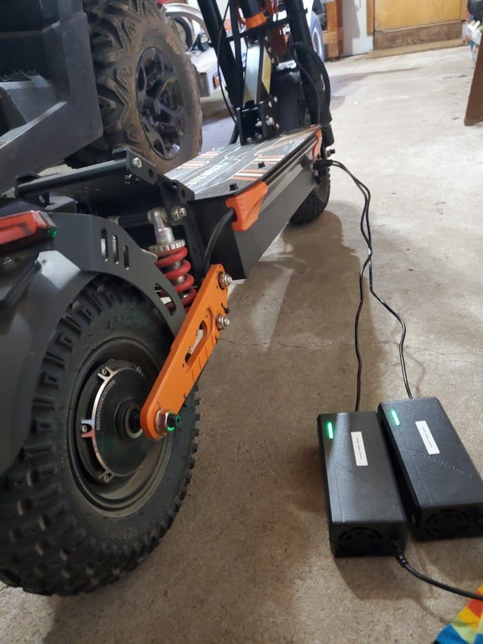 ZSNAKE Z39 --- Good Dual Motor Fat Tire Electric Scooter, Pro-Level Dominator for All Terrain