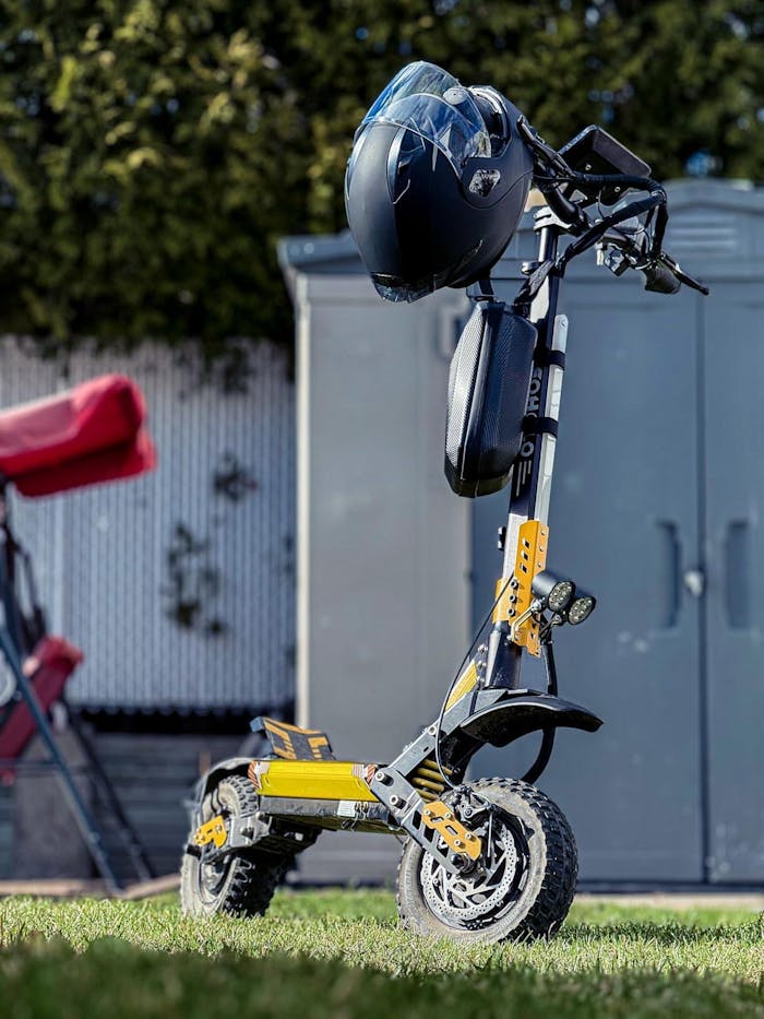 FOHOLO F15 --- The Most Versatile All-Terrain Fast Electric Scooter, Agile Performer for Commute & Off-Road Journeys
