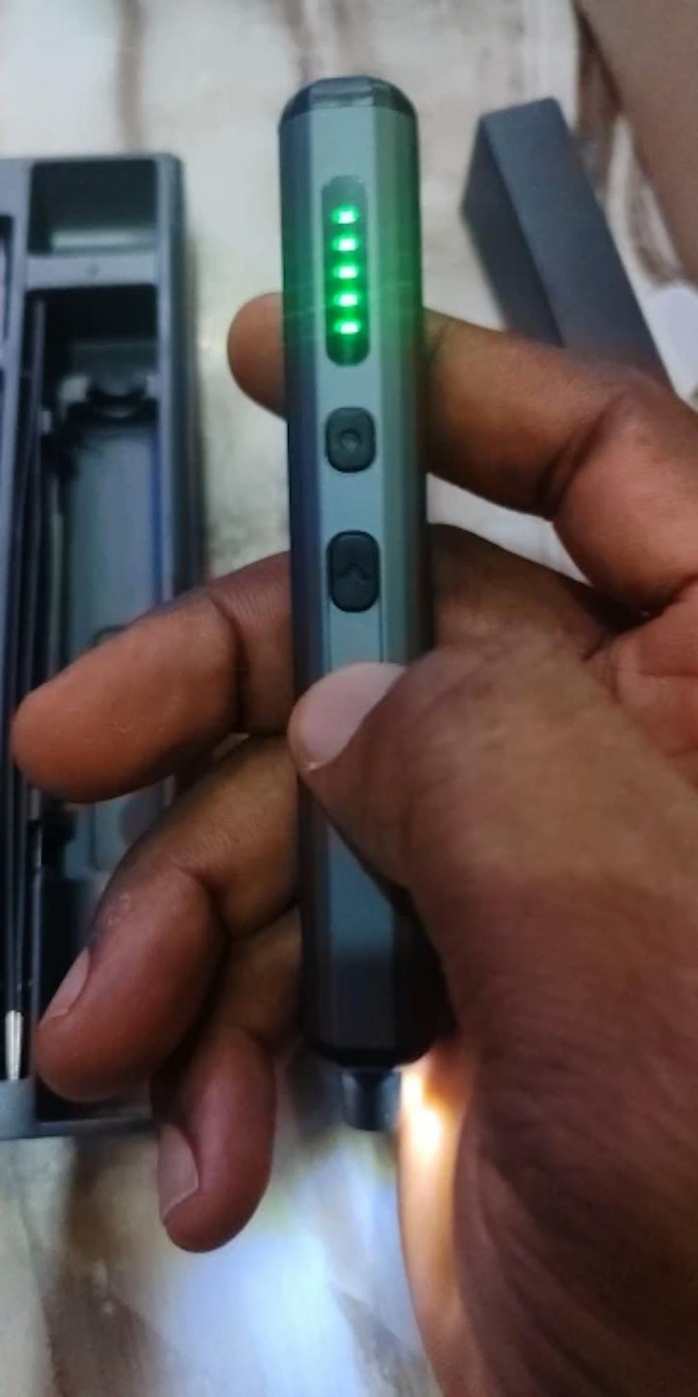 TorqTik™ Precision Electric Screwdriver