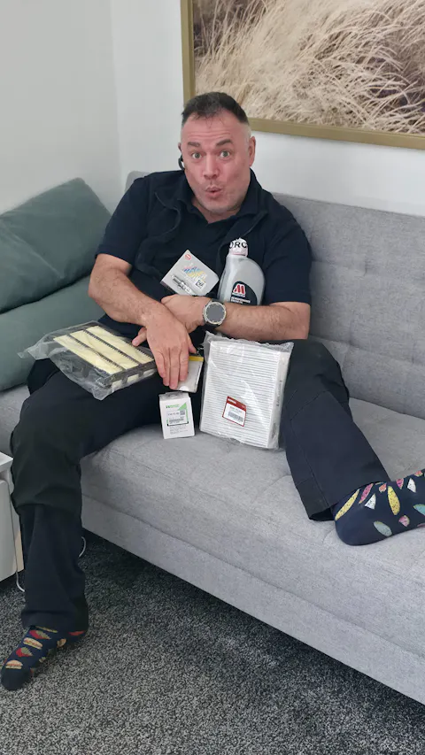 NGK Laser Iridium Spark Plugs ILZKAR8H8S (Single) - K20C1 S07A