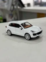 [TRENDS HOBBY] 1:64 Porsche Cayenne Turbo GT Weissach Blue [TMCS SG 2025 Event Limited]