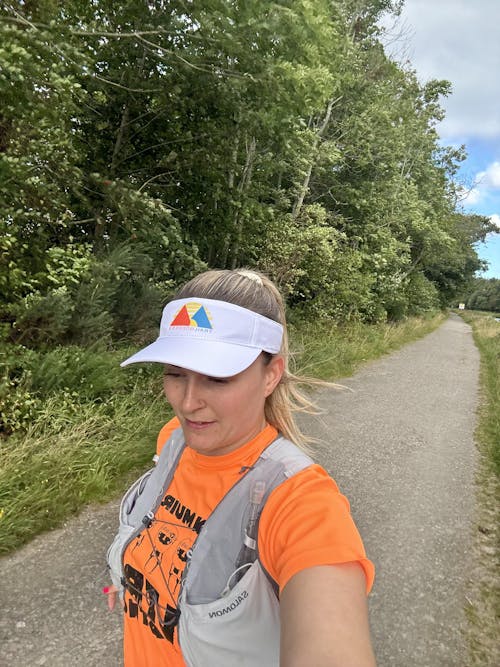 Trail Goddess White Performance Visor