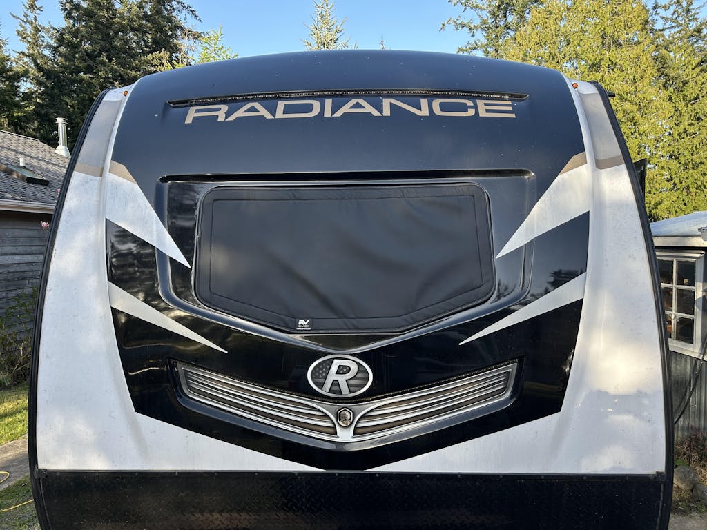 RV Shady for Surveyor Legend 2022-2025