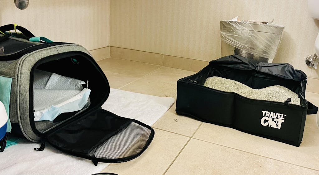 "The PortaPawty" Travel Litter Box Portable Bathroom for Cats