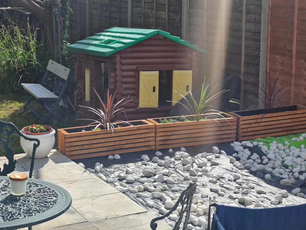 The Sussex Planter Outdoor Wooden Raised Bed