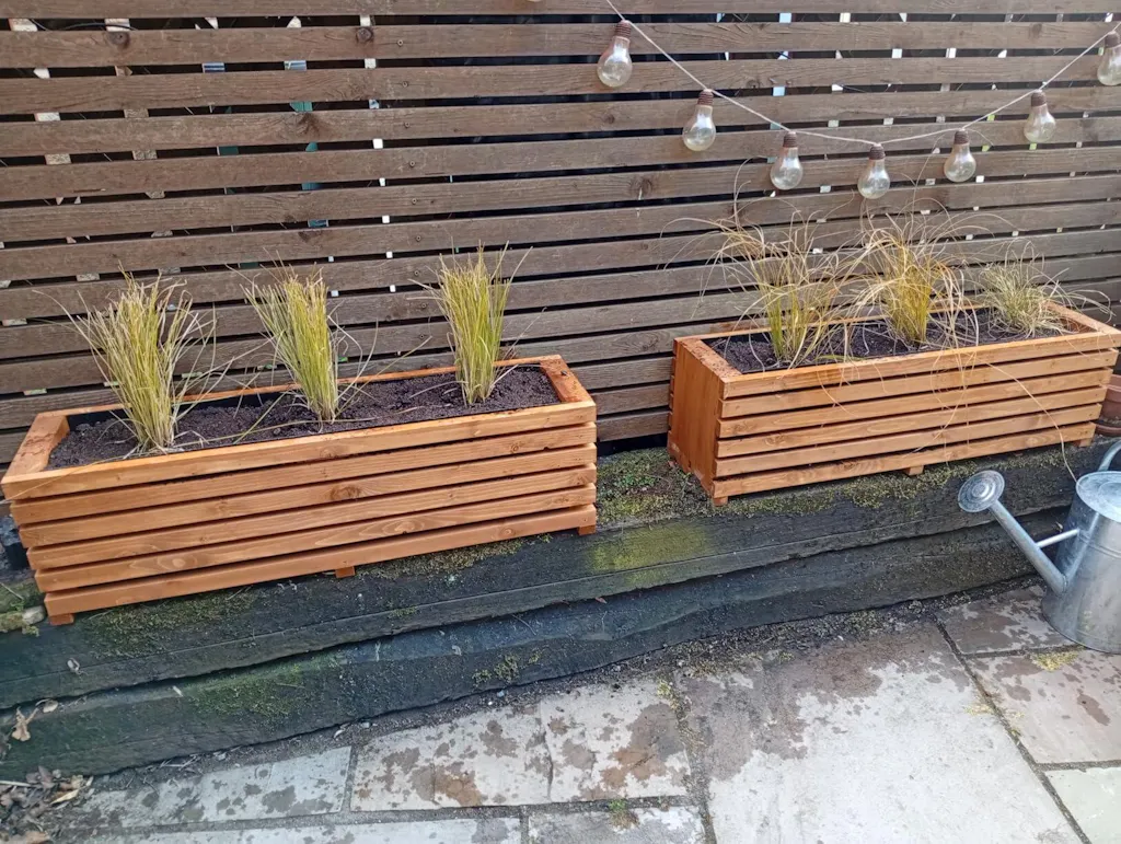 The Sussex Planter Outdoor Wooden Raised Bed
