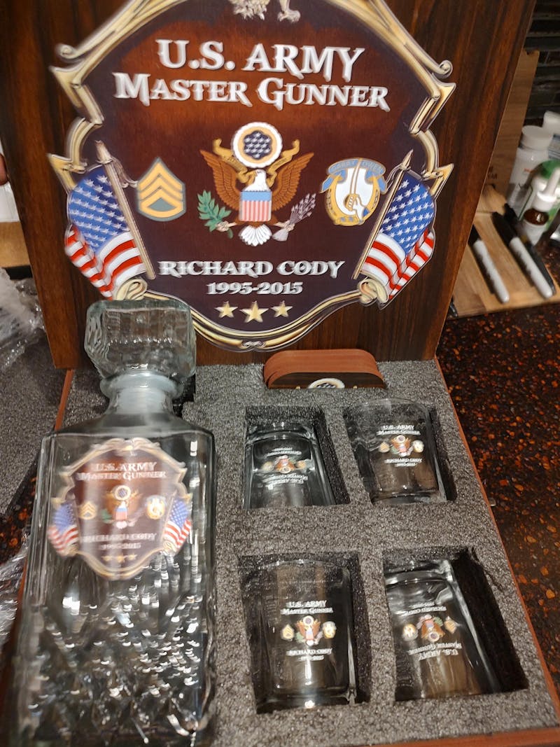 Custom Division Rank Year Of Service Whiskey Decanter Set For Veteran Dad Grandpa Military Retirement Gift H2511