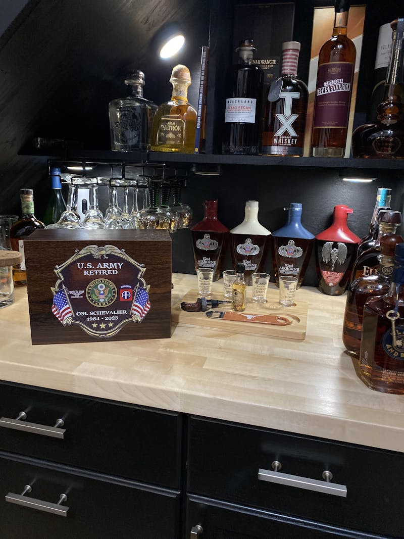 Custom Division Rank Year Of Service Whiskey Decanter Set For Veteran Dad Grandpa Military Retirement Gift H2511