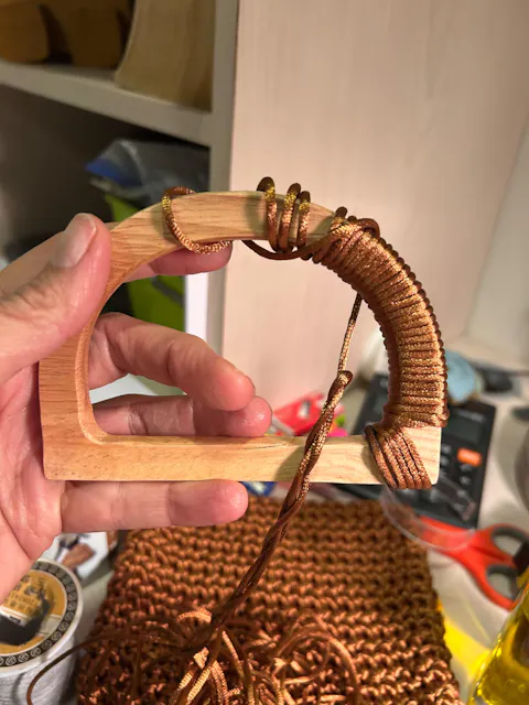 Manillas de madera - tipo D