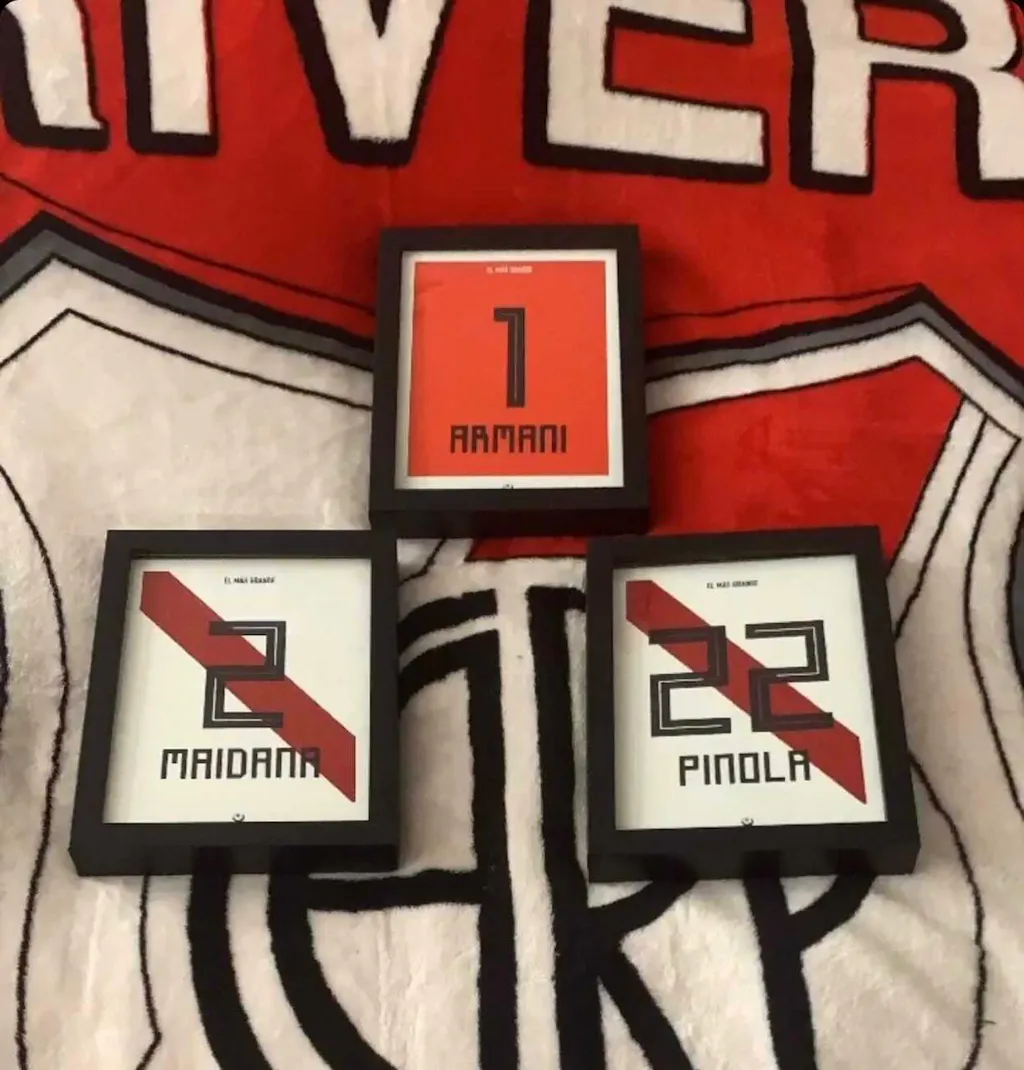 CUADRO ARMANI RIVER PLATE 2018