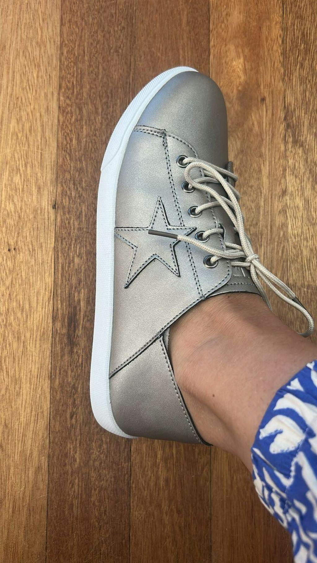 Vicki Star Sneaker In Pewter