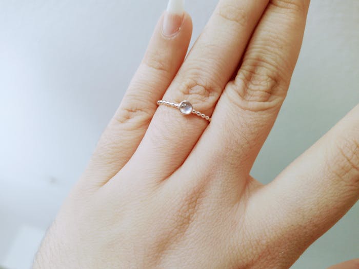 Small White Cat-Eye Moonstone Silver Ring