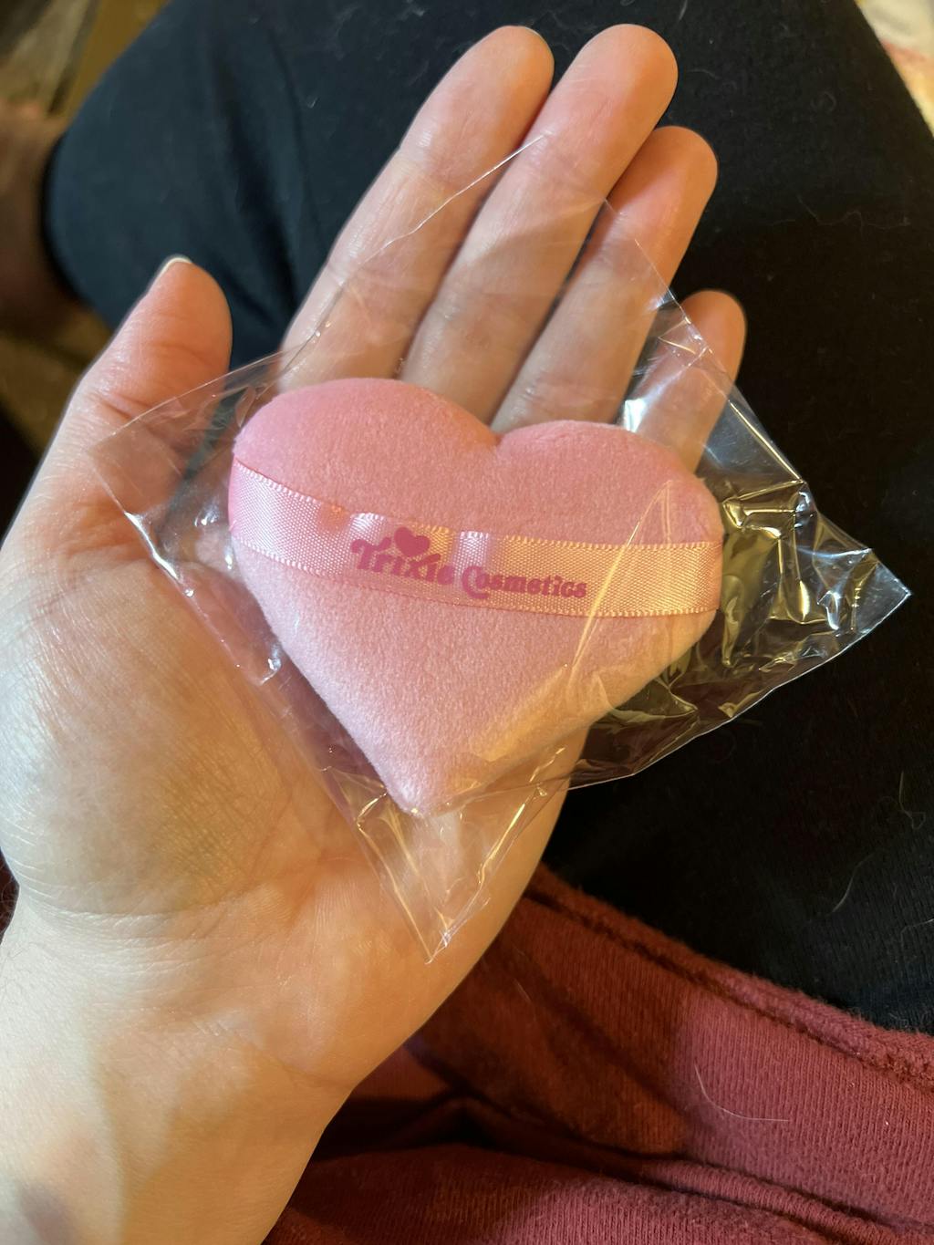Heart Powder Puff Trixie Cosmetics