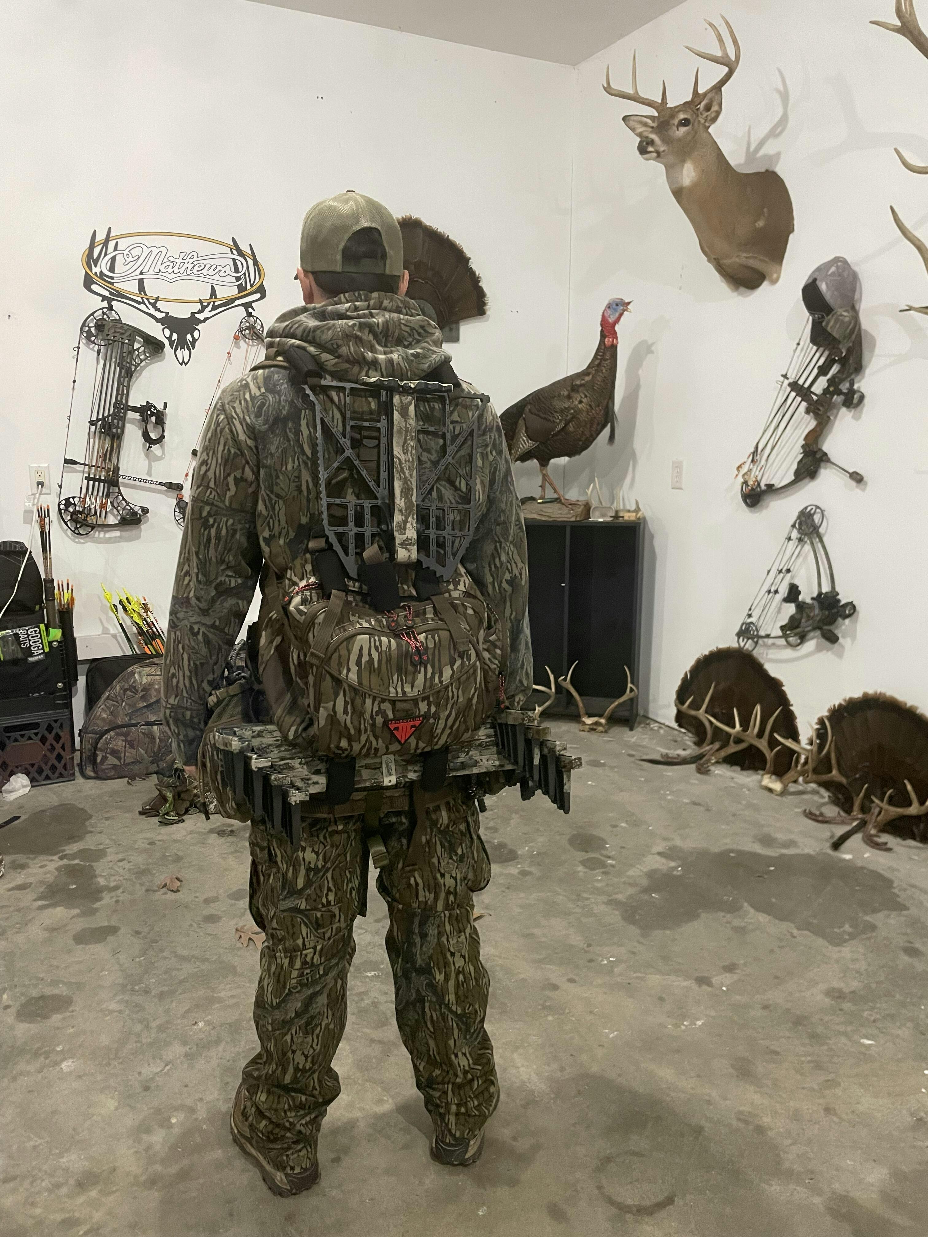 Girth Hitching 11mm Linesman/Tether Rope from Trophyline