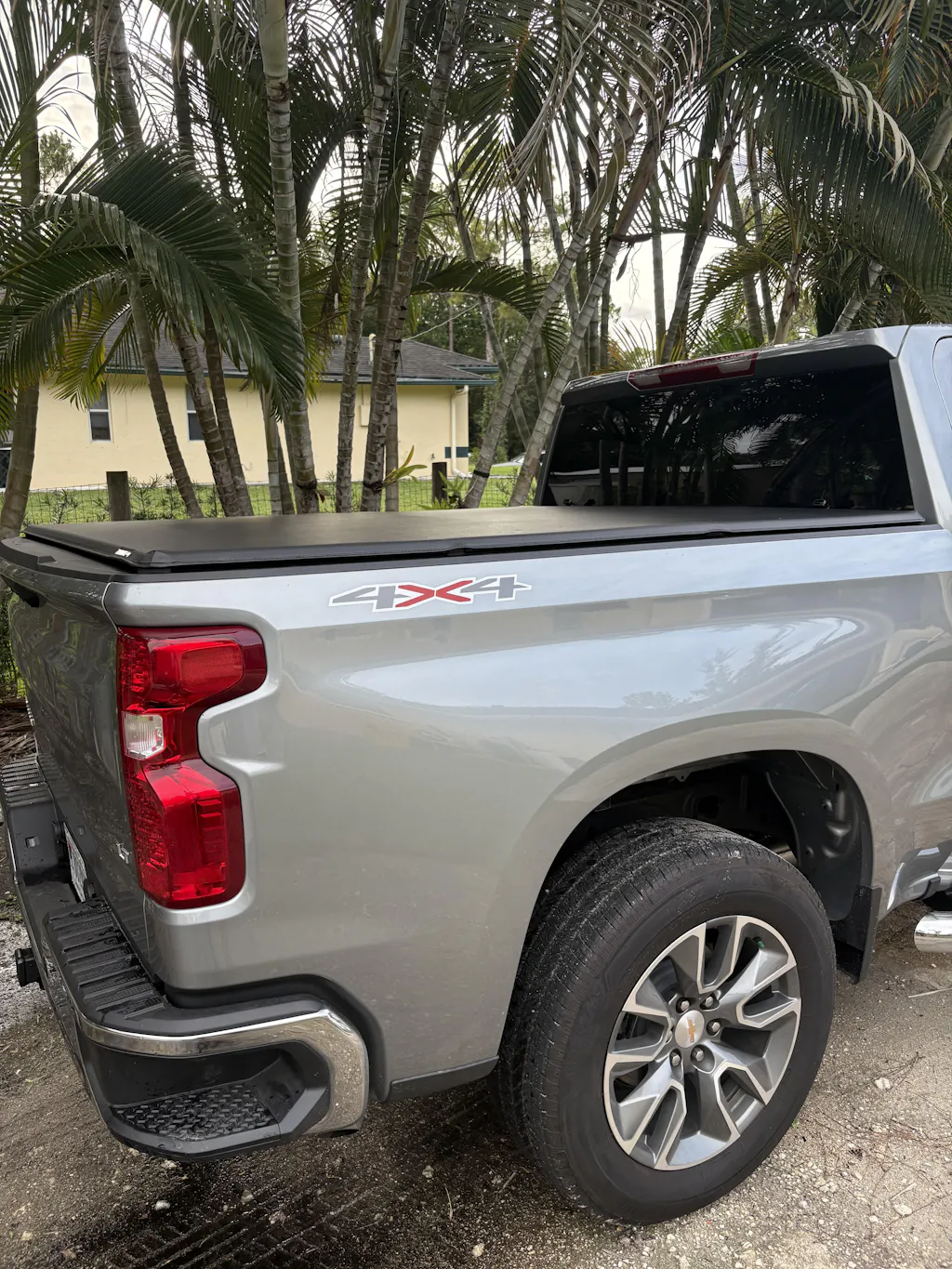 Extang Trifecta ALX Soft Folding Tonneau Cover For 2019-2026 Chevrolet/GMC Silverado/Sierra 1500 5'8" Bed - 90456