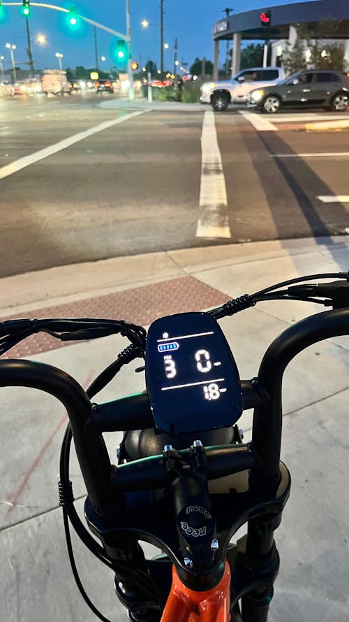 TST® R002 20'' 1500W Full Suspension Moped-style Electric Bike