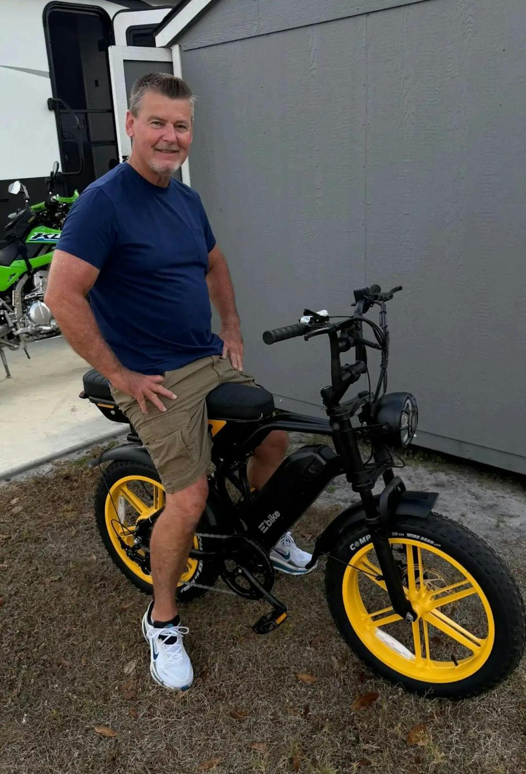 TST® R9 Dual-Battery 1500W Long-Range Full-Suspension Moped Style Electric Bike (2026 Model)