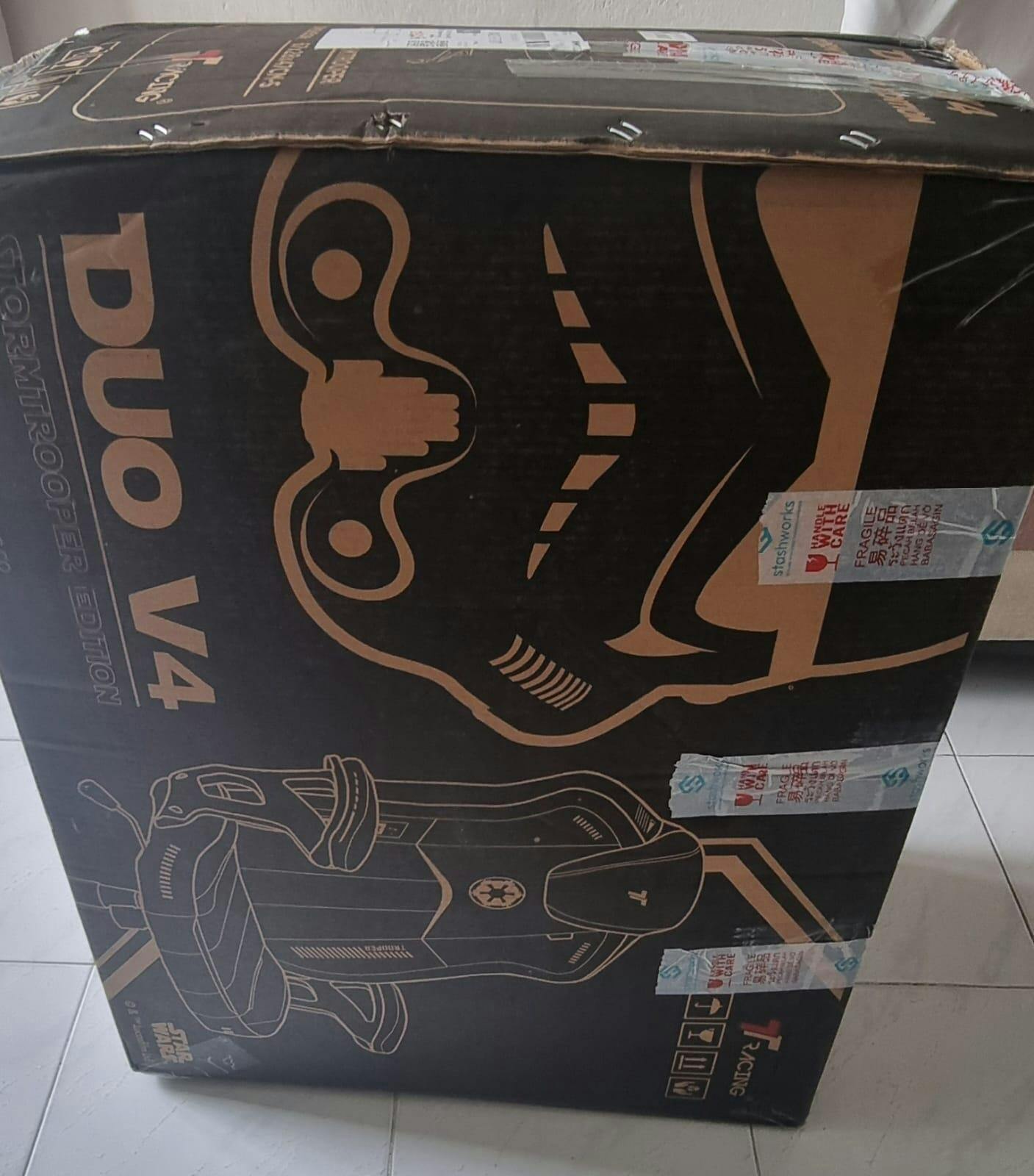 TTRacing Duo V4 Gaming Chair - Stormtrooper Edition - Best of 2023 ...