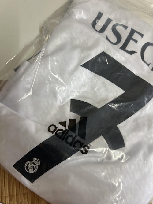 Camisola Principal Real Madrid 2024/25