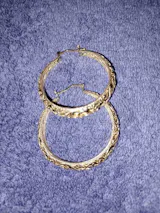 Large Graduated Hoop Earrings with Scrollwork Detailing – 35mm Design