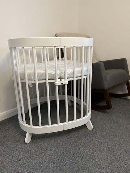 Round cots uk hotsell