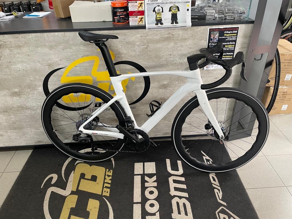 CYCLONE - WheelTop EDS-TX 2*12 Speed -Wireless- Carbon Road Bike