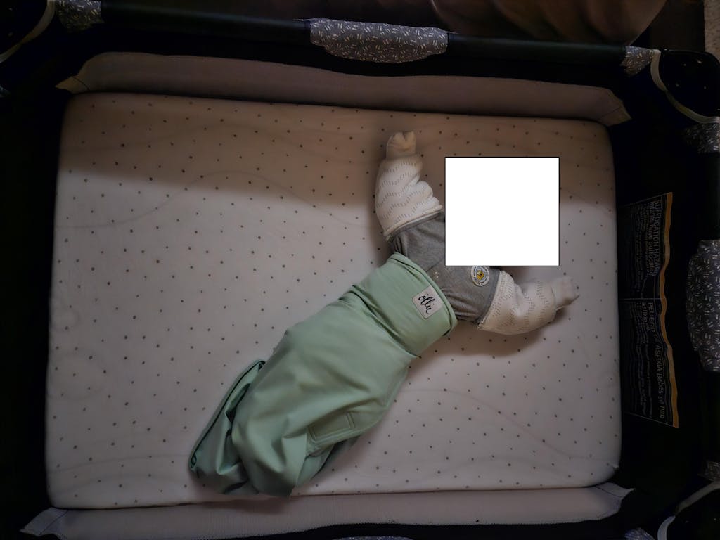 Swaddle Sleeves Bodysuit™ & Mitten Sleeves Set Two Baby Bears and Co.™