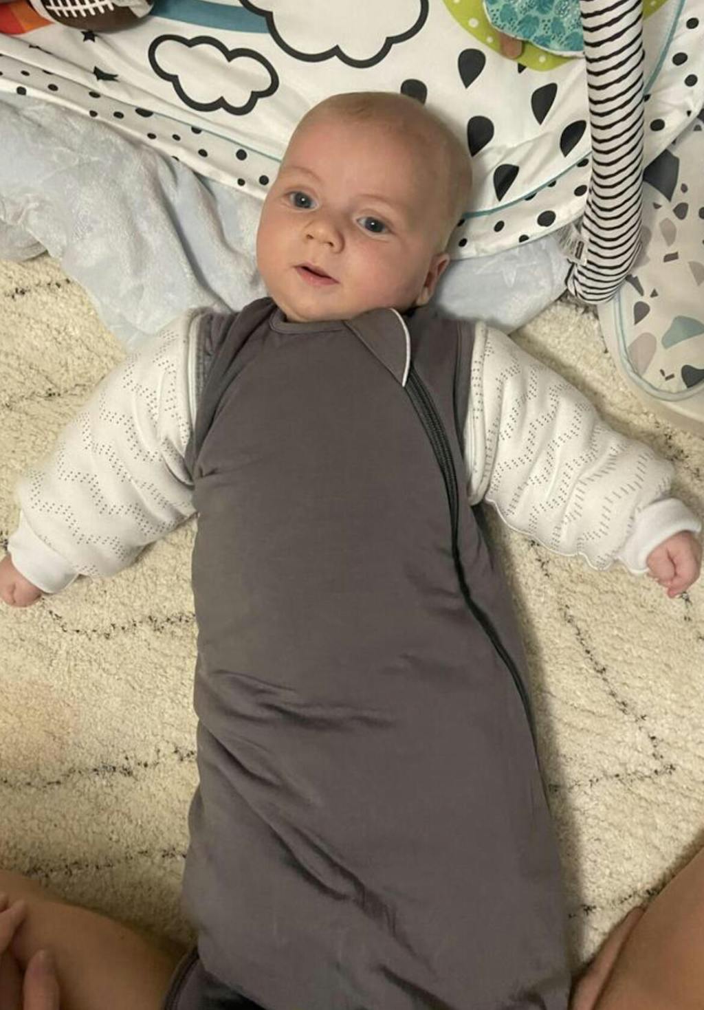 Swaddle Sleeves Bodysuit™ & Mitten Sleeves Set Two Baby Bears and Co.™