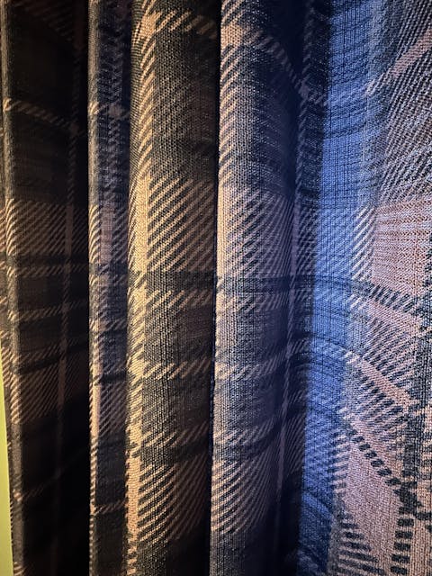 Sara Le Linen Raisin Plaid Print Pinch Pleat Curtain Unlined