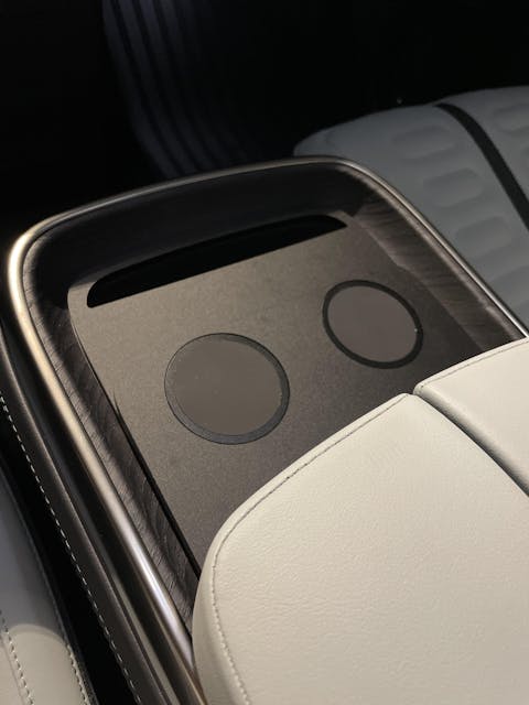 MagSafe Compatible Dual Wireless Charger | Rivian R1T/R1S 2021-2025 (Gen1 & Gen2)