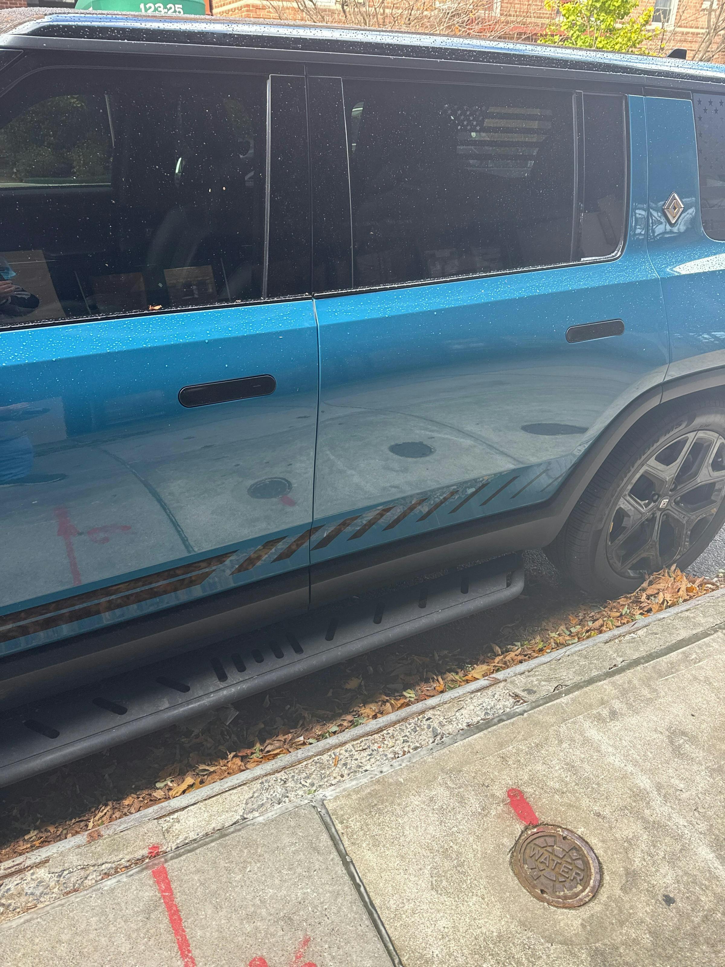 Door Handles Vinyl Covers | Rivian R1T / R1S 2021-2026 Carbon Fiber Wrap