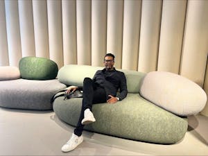Pebble Cobblestone Curved Fabric Sofa – Artistic Rock-Inspired Modular Design Sofa Set for Living Room