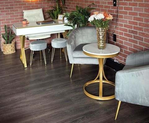 Glam Modern Cozy Vanity Chair with Gold Metal Legs – Upholstered Armchair for Living Room & Bedroom