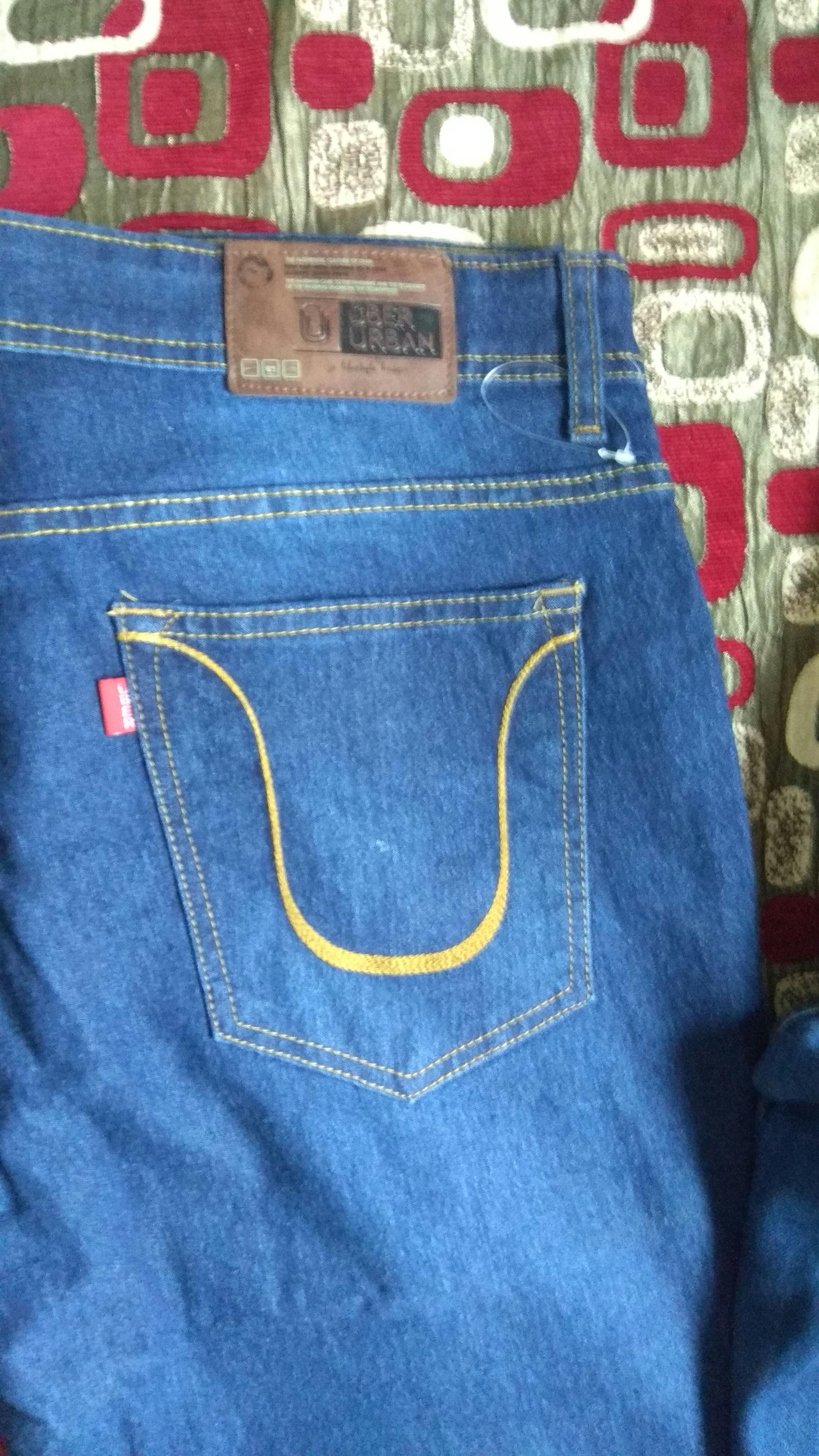 macho jeans price