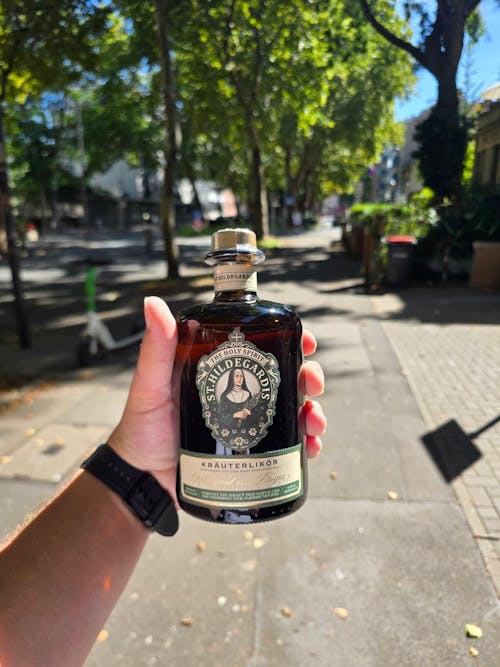 St. Hildegardis Kräuterlikör - The Holy Spirit