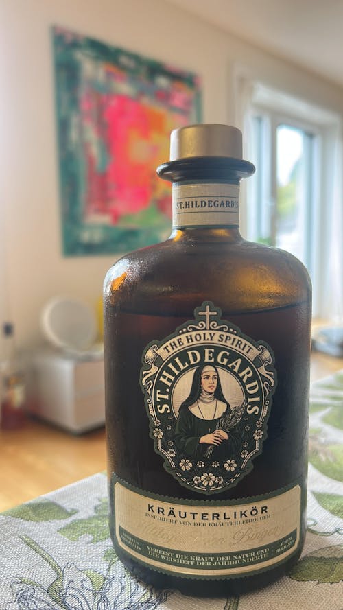 St. Hildegardis Kräuterlikör - The Holy Spirit