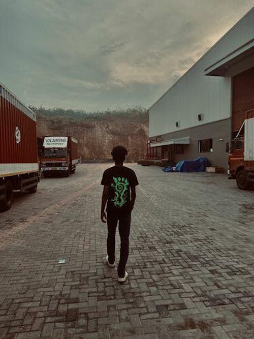 Parvati Tree 0.2 Official UV Reactive T-Shirt