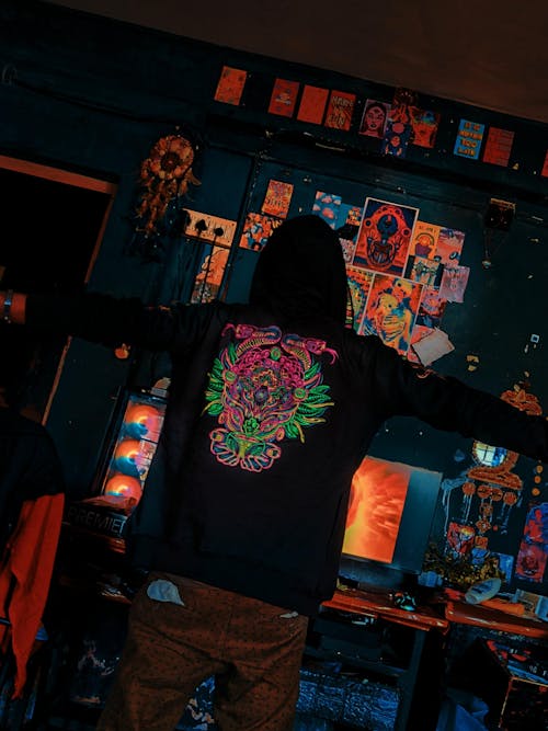 J Skull UV Light Reactive Plus Glow in Dark T-Shirt