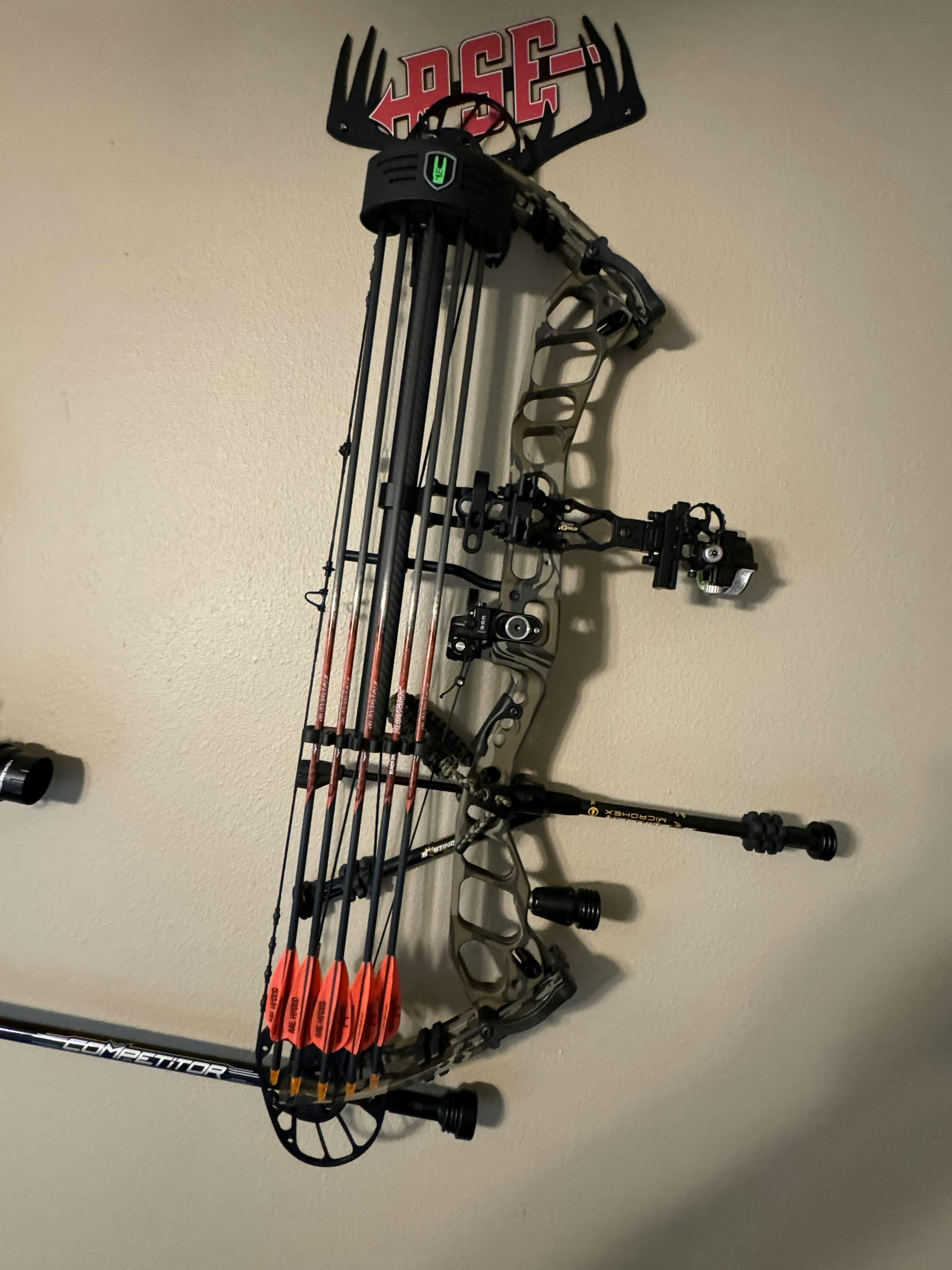 NOCK ON CUSTOM PSE ULTRAVIEW GRIP ULTRAVIEW Archery, Inc.