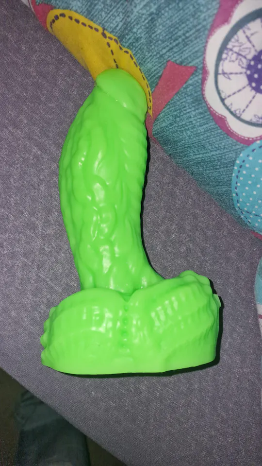 The Alien Dildo